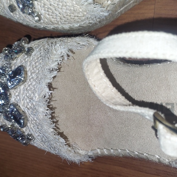 Anne Klein Lenox Espadrille Wedge Sandals - Picture 10 of 14